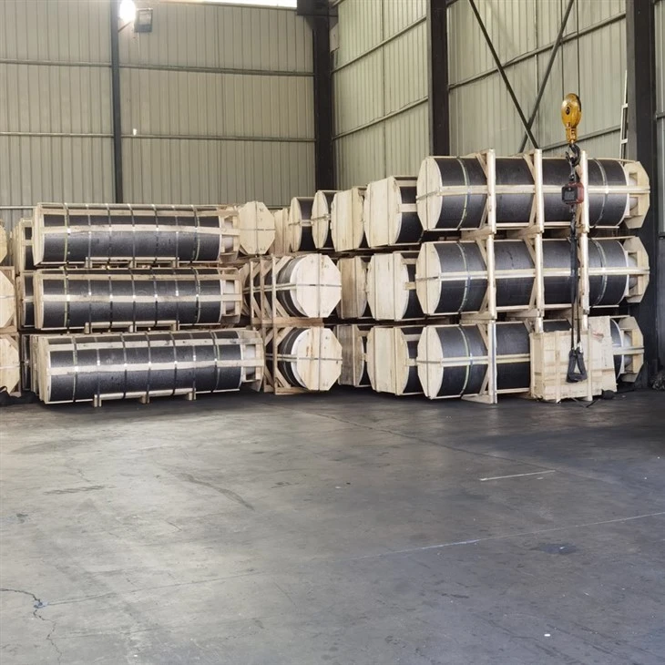 UHP700mm Is Used For Steel Smelting And Silicon Smelting
